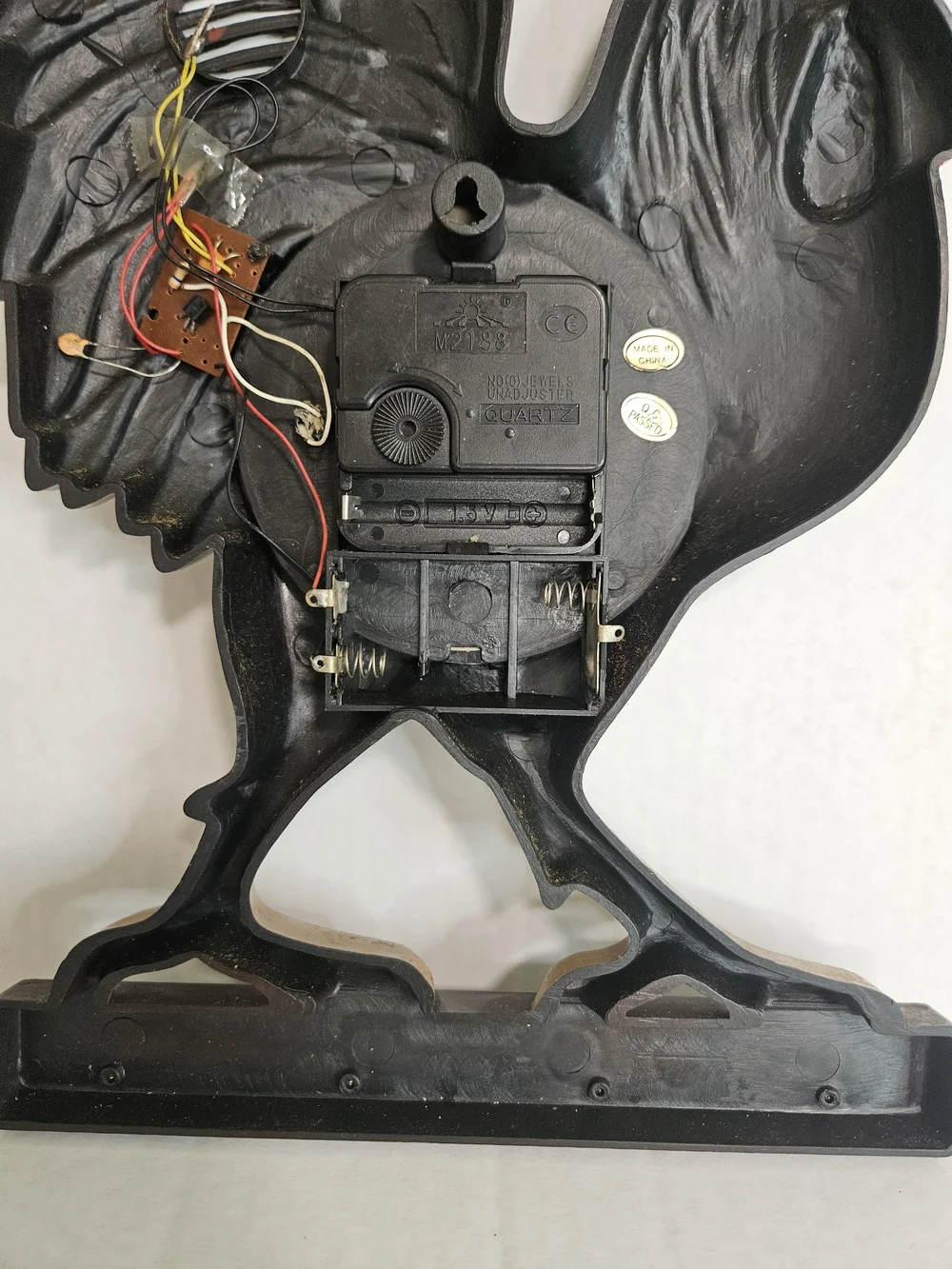 Rooster Wall Clock and Key Rack - Multicolor - Picture 4 of 4